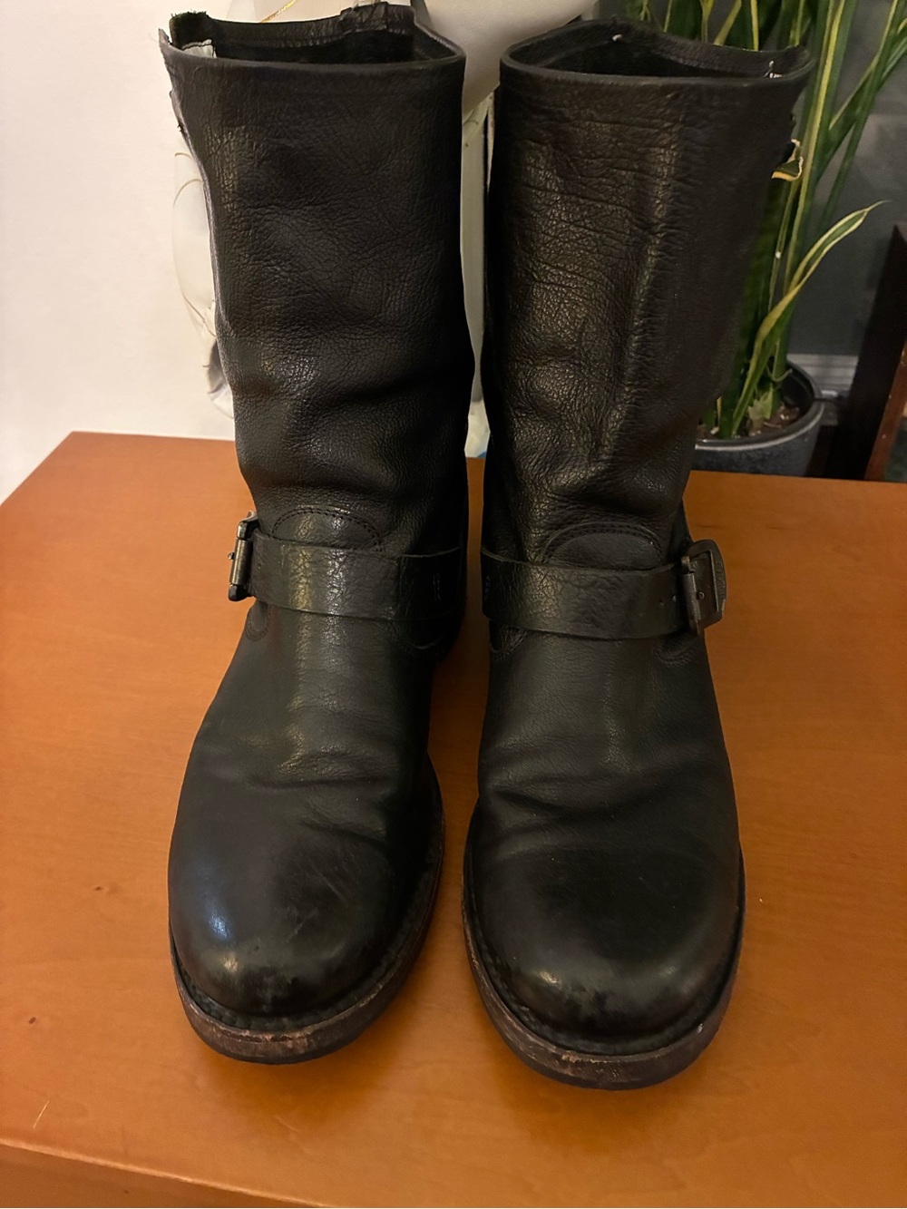 Frye Black Leather Engineer Boots 8.5